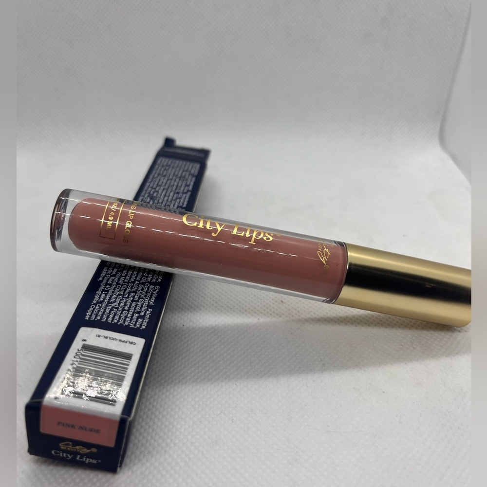 Pink Nude color  City Lips Plumping Lip Gloss
